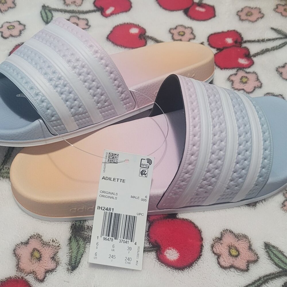 BNWT Adidas Adilette Slides
